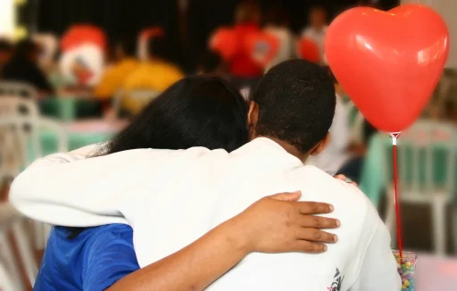 equipe-multiprofissional-realiza-acolhimento-e-orientacao-as-familias-fortalecendo-o-vinculo-e-oferecendo-apoio-desde-os-primeiros-momentos-do-atendimento-socioeducativo-jpg-1024&#215;652-7