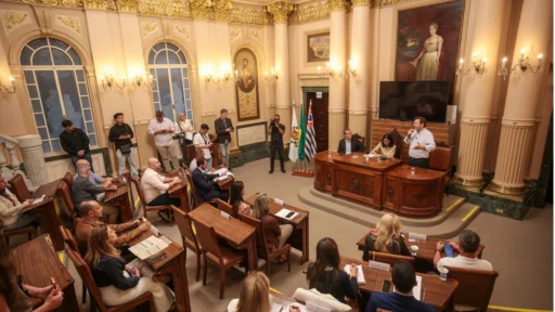 reuniao-populacao-situacao-de-rua-1000&#215;563-1