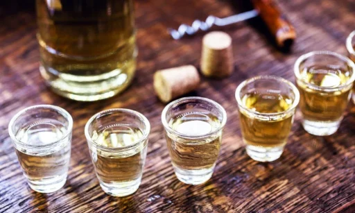 avanco-da-cachaca-paulista-impulsiona-producao-e-comercio-da-bebida
