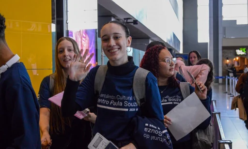 estudantes-embarcam-para-a-inglaterra-na-ultima-edicao-do-intercambio-cultural-do-centro-paula-souza-e1765396865150-1024&#215;615-1